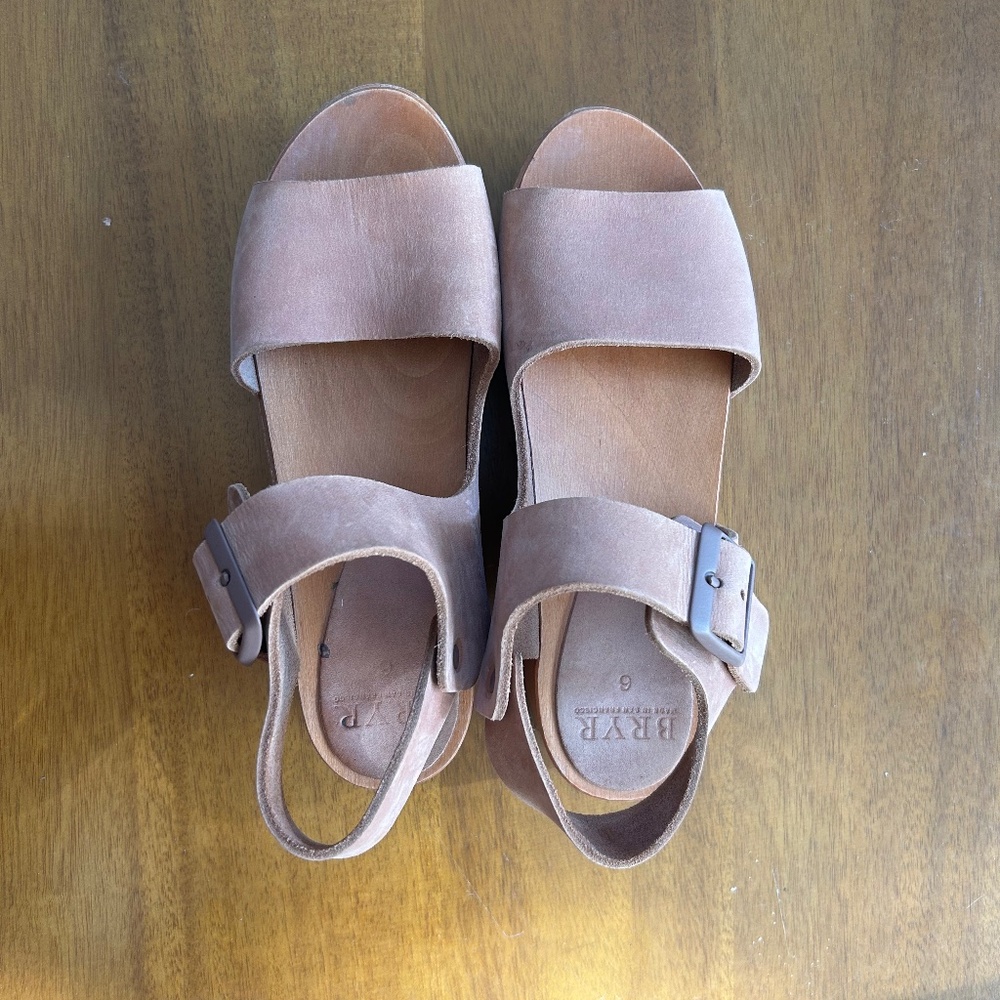 Bryr Platform Sandals